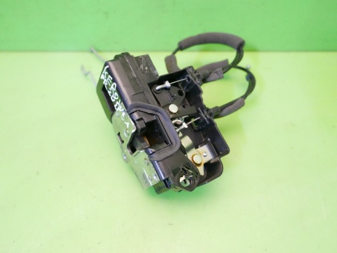 Centralny zamek drzwiowy lewy przód 8pin CHEVROLET CAPTIVA I C140 FL 13-15