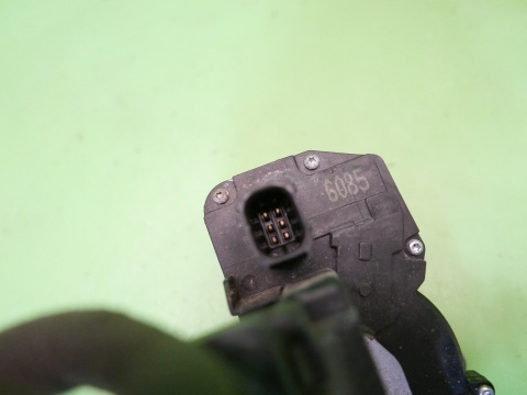 Centralny zamek drzwiowy lewy tył 6pin CHEVROLET CAPTIVA I C140 FL 13-15