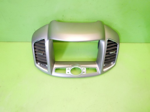 Kratki nawiewu środek ramka deski CHEVROLET CAPTIVA I C140 FL 13-15