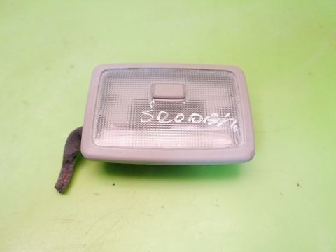 Lampka oświetlenie kabiny środek CHEVROLET CAPTIVA I C140 FL 13-15