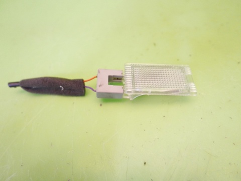 Lampka oświetlenie wnętrza kabiny CHEVROLET CAPTIVA I C140 FL 13-15