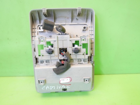 Lampka oświetlenie kabiny schowek na okulary CHEVROLET CAPTIVA I C140 FL 13-