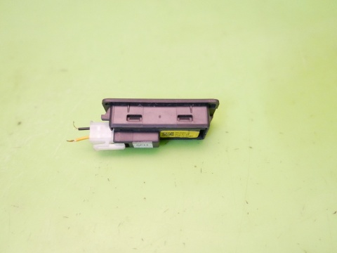 Lampka oświetlenie kabiny 96852154 CHEVROLET CAPTIVA I C140 FL 13-15