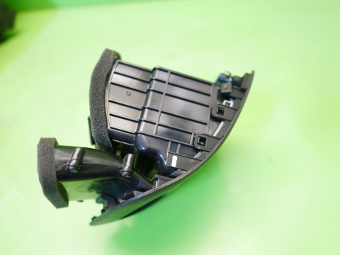 Kratka nawiewu lewa przód 95108269 CHEVROLET CAPTIVA I C140 FL 13-15