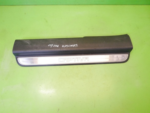 Listwa nakładka na próg stopień lewa przód CHEVROLET CAPTIVA I C140 FL 13-15