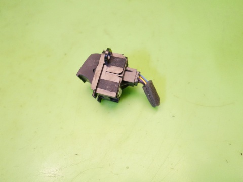 Przełącznik hamulca ręcznego 20787804 CHEVROLET CAPTIVA I C140 FL 13-15