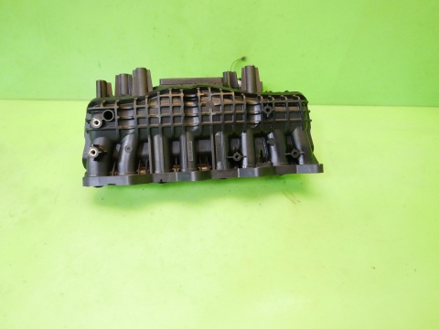 Kolektor ssący dolotowy 25189093 CHEVROLET CAPTIVA I C140 FL 2.2 D 13-15