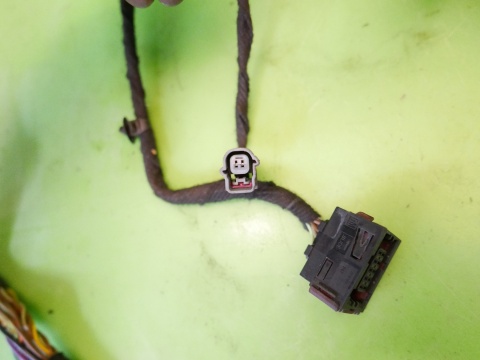 Wiązka instalacja drzwi lewa przód 95083470 CHEVROLET CAPTIVA I C140 FL 13-