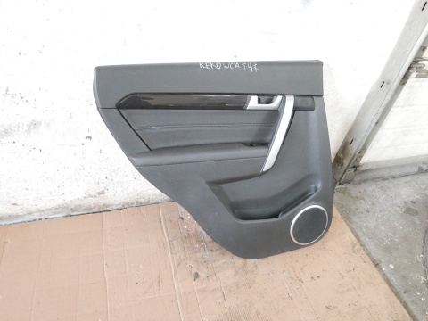 Boczek tapicerka lewa tył CHEVROLET CAPTIVA I C140 FL 13-15