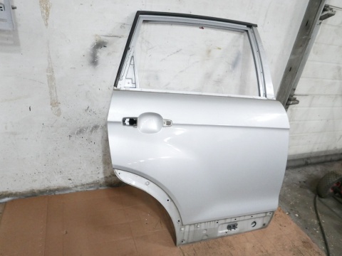 Drzwi prawe tył tylne GAN CHEVROLET CAPTIVA I C140 FL 13-15