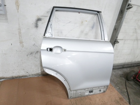 Drzwi prawe tył tylne GAN CHEVROLET CAPTIVA I C140 FL 13-15