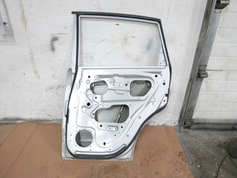 Drzwi prawe tył tylne GAN CHEVROLET CAPTIVA I C140 FL 13-15