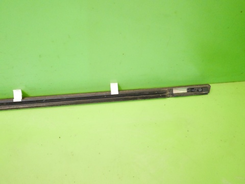 Listwa zgarniająca prawa przód CHEVROLET CAPTIVA I C140 FL 13-15