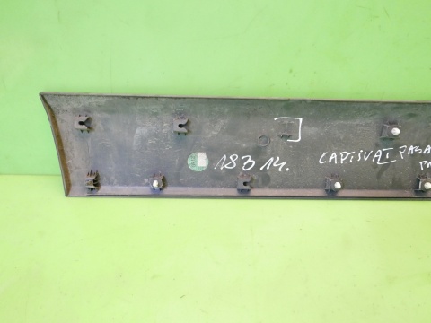 Listwa drzwiowa prawa przód 96439708 CHEVROLET CAPTIVA I C140 FL 13-15