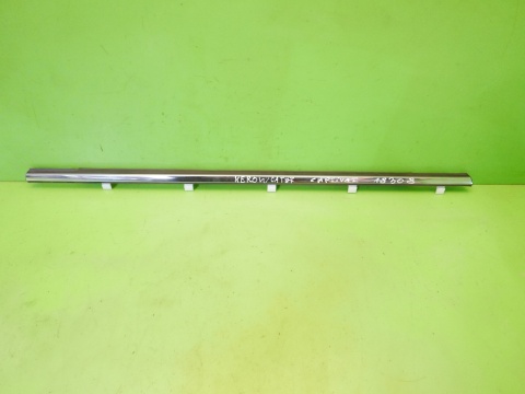 Listwa zgarniająca lewa tył CHEVROLET CAPTIVA I C140 FL 13-15