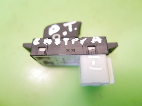 Przełącznik szyby prawy tył 202005438 CHEVROLET CAPTIVA I C140 13-15