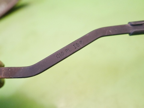 Ramię wycieraczki prawe przód CHEVROLET CAPTIVA I FL C140 13-15