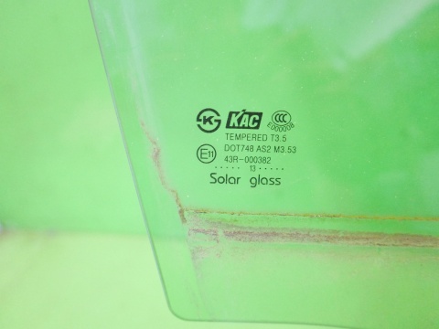 Szyba drzwiowa prawa przód CHEVROLET CAPTIVA I C140 FL 13-15