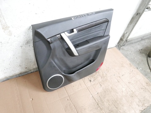 Boczek tapicerka prawa przód CHEVROLET CAPTIVA I C140 FL 13-15