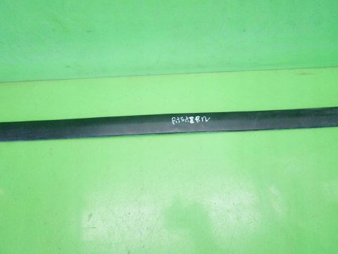 LISTWA DRZWIOWA PRAWA PRZÓD OPEL CORSA C HB 3D 00-