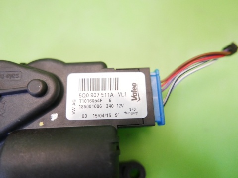 Silniczek nagrzewnicy sterowania nawiewem 5Q0907511A VW GOLF VII 12-16
