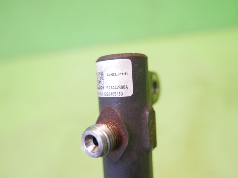 Listwa wtryskowa 96868901 CHEVROLET CAPTIVA I C140 FL 2.2 D 13-15