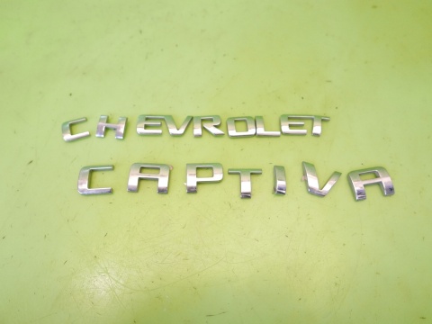 Logo znaczek emblemat napis tył CHEVROLET CAPTIVA I C140 FL 13-15