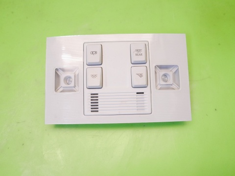 Lampka oświetlenie kabiny przód + mikrofon VW GOLF VII KOMBI 12-16