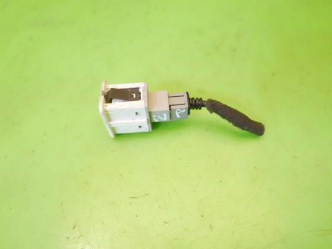 Złącze gniazdo usb 20944418 CHEVROLET CAPTIVA I FL C140 13-15