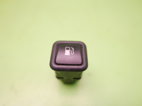 Przełącznik przycisk klapki wlewu paliwa 3B0959833A VW GOLF IV