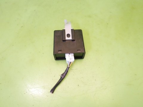 Sterownik moduł lusterek 95275387 CHEVROLET CAPTIVA I C140 FL 2.2 D