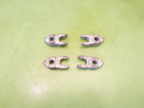 Łapki mocowania wtryskiwaczy CHEVROLET CAPTIVA I C140 FL 2.2 D 13-