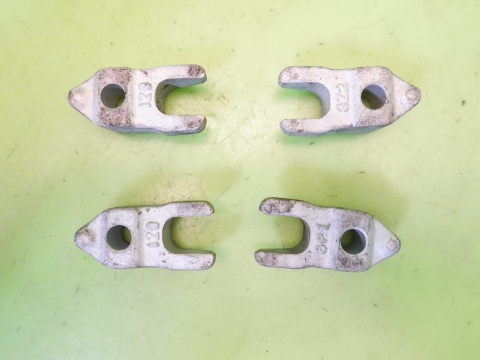 Łapki mocowania wtryskiwaczy CHEVROLET CAPTIVA I C140 FL 2.2 D 13-