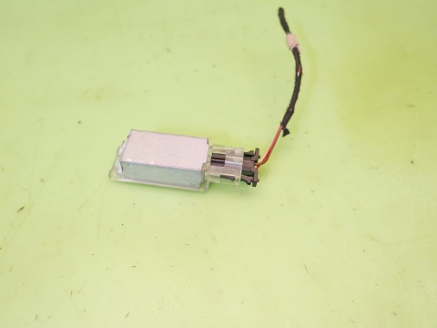 Lampka oświetlenie kabiny 6L0947565 7L0947415 VW GOLF VII 12-16