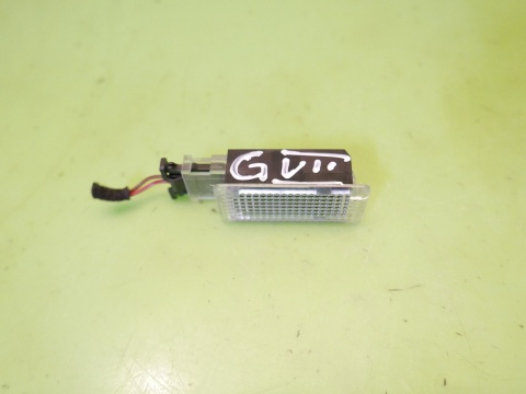 Lampka oświetlenie kabiny 5G0947409 VW GOLF VII 12-16