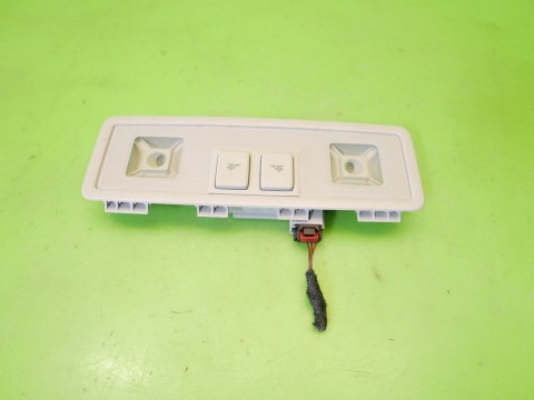 Lampka oświetlenie kabiny 5G0947291K VW GOLF VII KOMBI 12-16