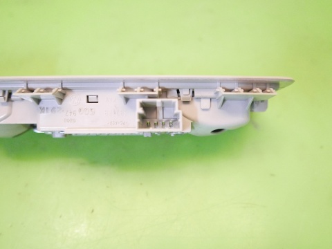 Lampka oświetlenie kabiny 5G0947291K VW GOLF VII KOMBI 12-16