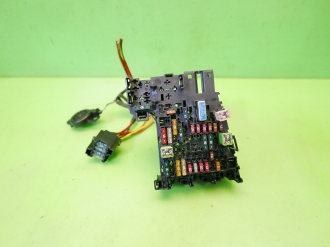 Skrzynka bezpieczników 5Q0937615C VW GOLF VII 2.0 TDI 12-16