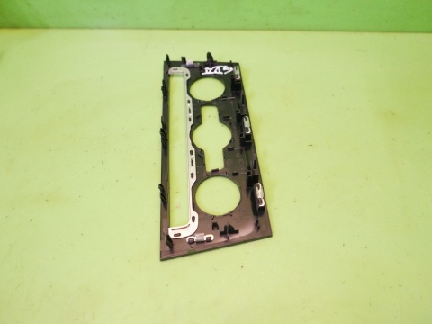 Dekor ramka deski panelu nawiewu 5G1863100C VW GOLF VII 12-16