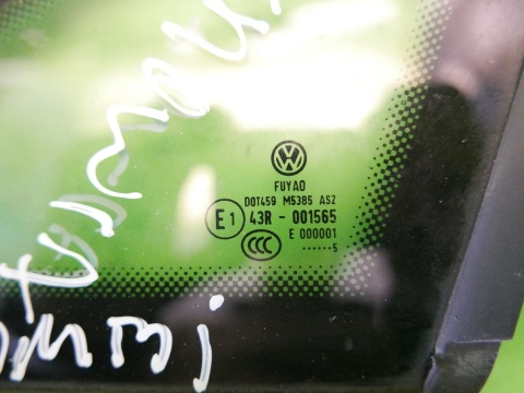 Szyba karoseryjna lewa przód mała VW GOLF VII 5D KOMBI 12-16