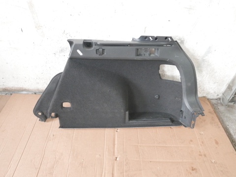 Boczek bagażnika prawy mocowanie rolety VW GOLF VII KOMBI 12-16