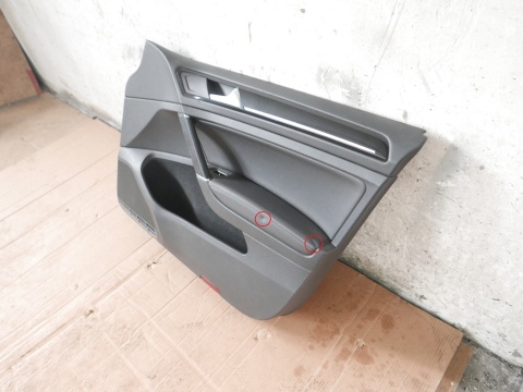 Boczek tapicerka prawa przód VW GOLF VII KOMBI 5D 12-16