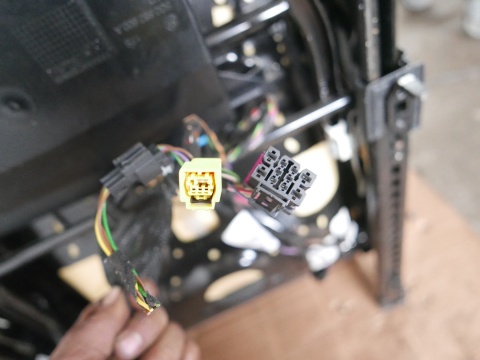 Fotel prawy pasażera przód grzany VW GOLF VII KOMBI 5D 12-16