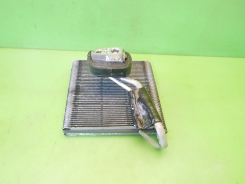 Parownik klimatyzacji 5Q0820679D VW GOLF VII 2.0 TDI 12-16