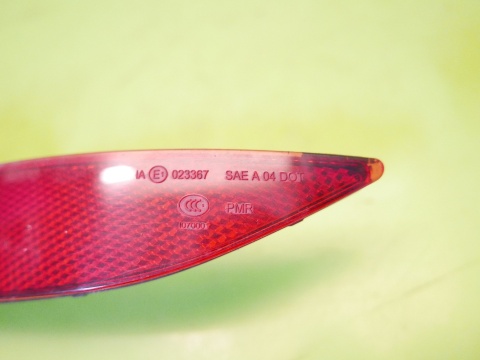 Odblask zderzaka prawy tył 5G9945106 VW GOLF VII KOMBI VARIANT 12-16