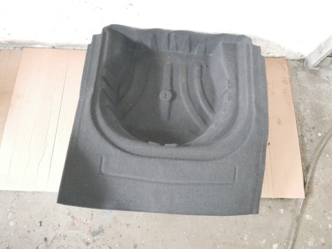 Wykładzina dywanik bagażnika 5G9863544B VW GOLF VII KOMBI 12-16