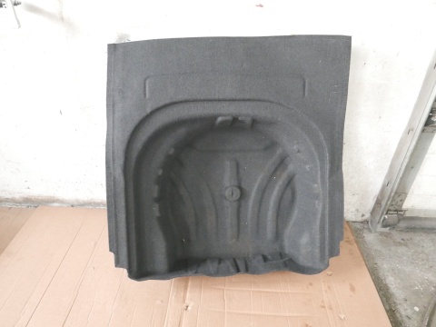 Wykładzina dywanik bagażnika 5G9863544B VW GOLF VII KOMBI 12-16