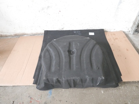 Wykładzina dywanik bagażnika 5G9863544B VW GOLF VII KOMBI 12-16