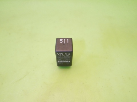 Przekaźnik 511 świec żarowych 04L907282 51299060 VW GOLF VII 2.0 TDI 12-16