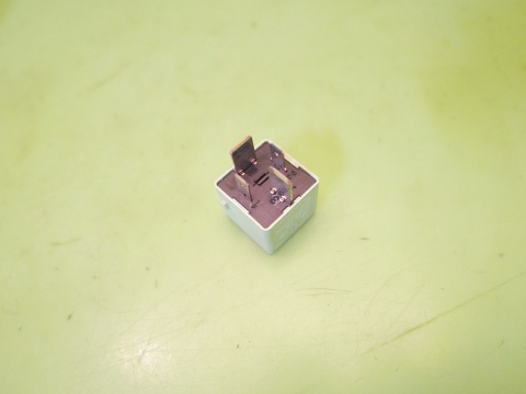 Przekaźnik 644 4H0951253 V23136J0006X079 VW GOLF VII 2.0 TDI 12-16